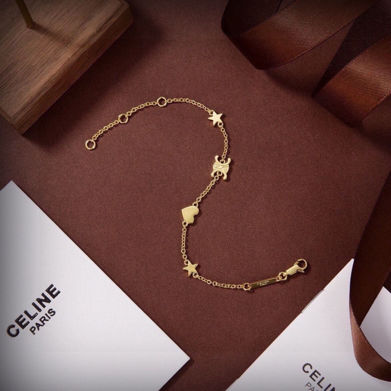 Ce**e necklaces